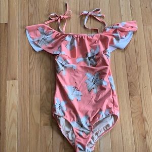 Albion Swimsuit one-piece, size small